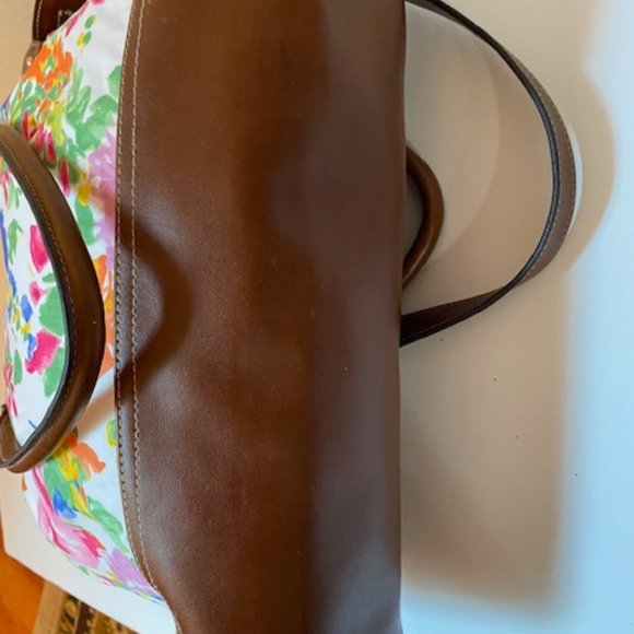 CHAPS BOWN FAUX LEATHER FLORAL FABRIC SHOULDER BAG - Picture 9 of 9